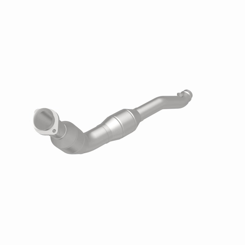 MagnaFlow Direct Fit Catalytic Converter 2014-2016 Land Rover LR4 V6 3 OEM Underbody
