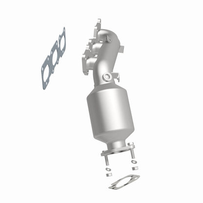MagnaFlow Direct Fit Catalytic Converter 11-14 Hyundai Genesis V6-3.8L