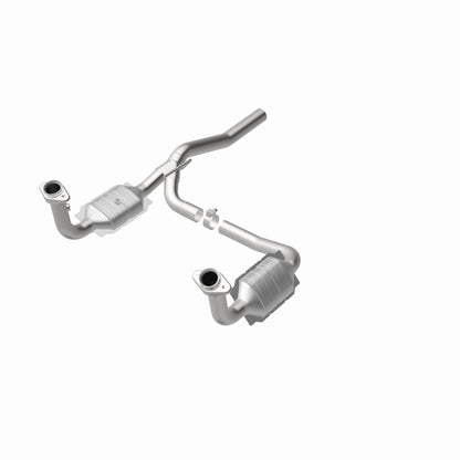 MagnaFlow Direct Fit Catalytic Converter 07-11 Dodge Nitro 4.0L