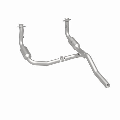 MagnaFlow Direct Fit Catalytic Converter 2009-2012 Dodge Nitro 3.7L Underbody