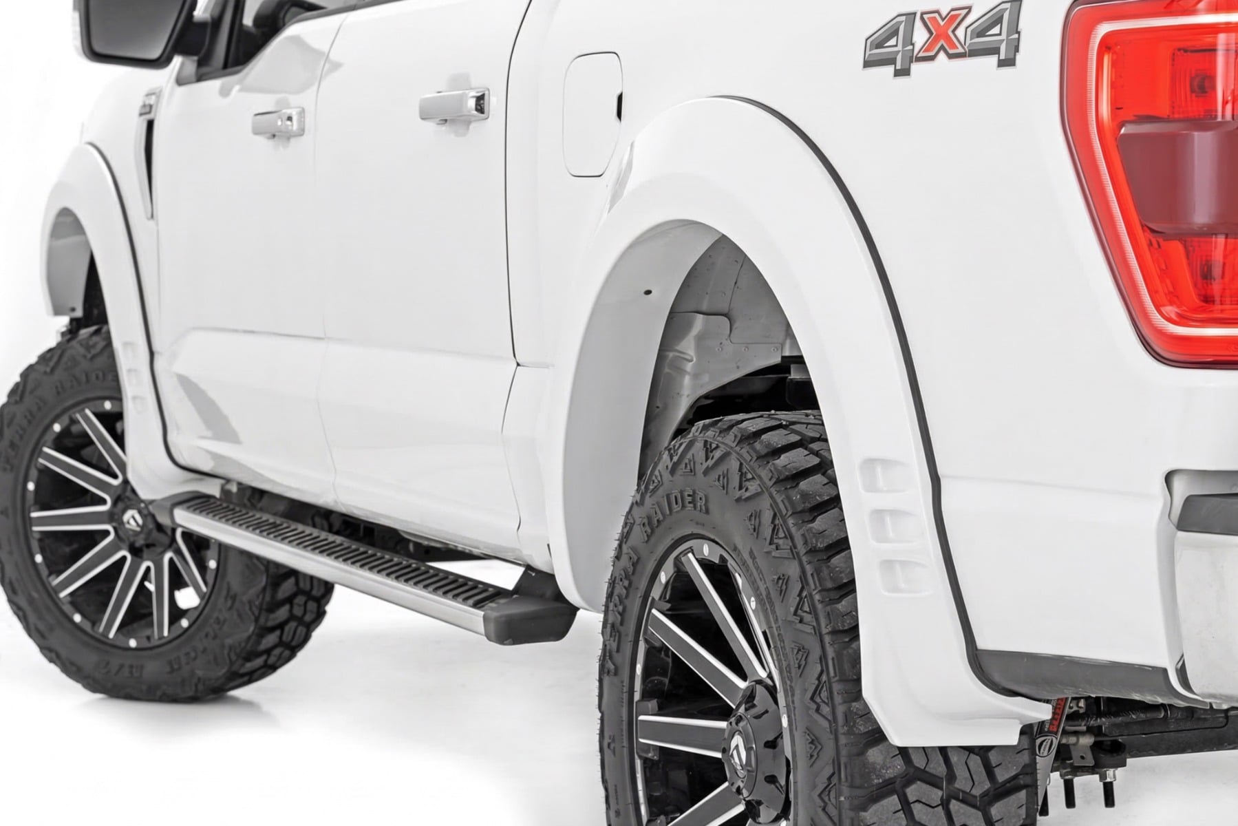 SF1 Fender Flares | YZ Oxford White | Ford F-150 2WD/4WD (2021-2026)