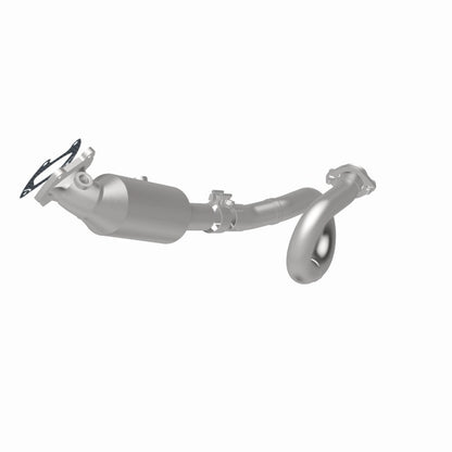 MagnaFlow Conv Direct Fit OEM 12-17 Jeep Wrangler 3.6L Underbody
