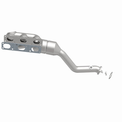 MagnaFlow Direct Fit Catalytic Converter BMW 5 99-00 Front