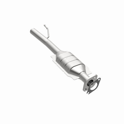 MagnaFlow Direct Fit Catalytic Converter 01-04 Ford Escape 3.0L Rear / 01-04 Mazda Tribute 3.0L Rear