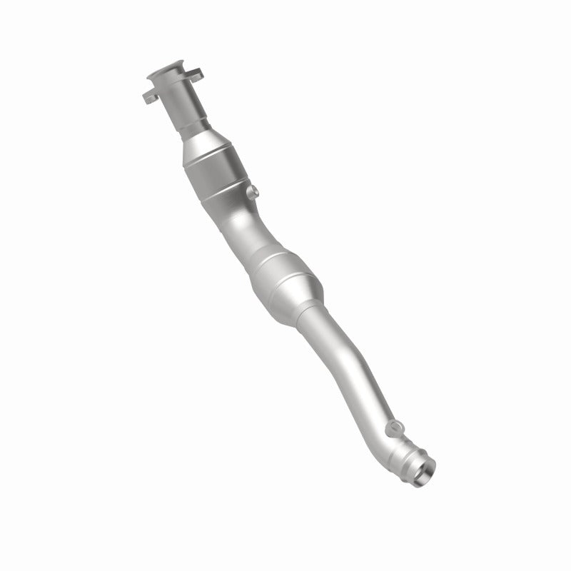 MagnaFlow Direct Fit Catalytic Converter 2014-2016 Land Rover LR4 V6 3 OEM Underbody