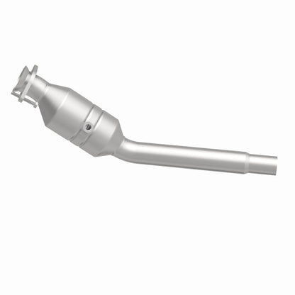 MagnaFlow Direct Fit Catalytic Converter 10-12 Jaguar XJ V8-5.0L