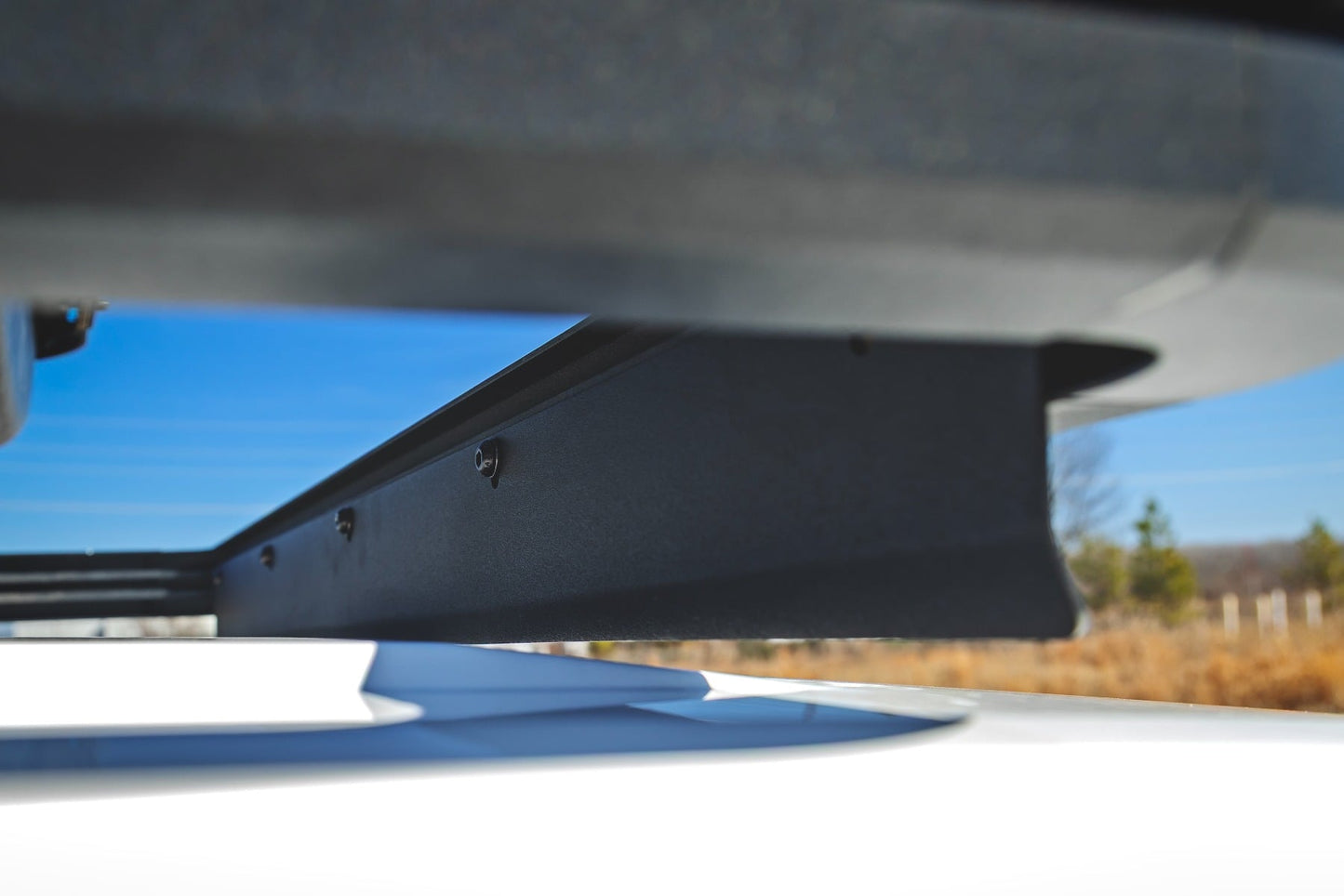 Roof Rack | Wind Deflector | Universal