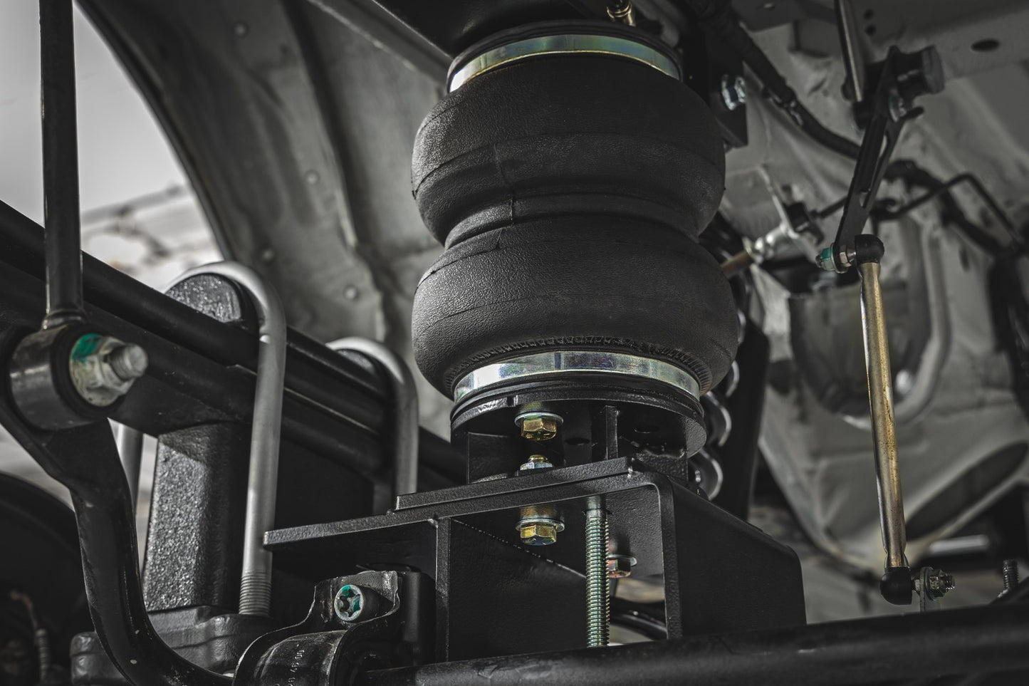 Air Spring Kit | Mercedes-Benz Sprinter 2500/Sprinter 3500XD  (2019-2026)