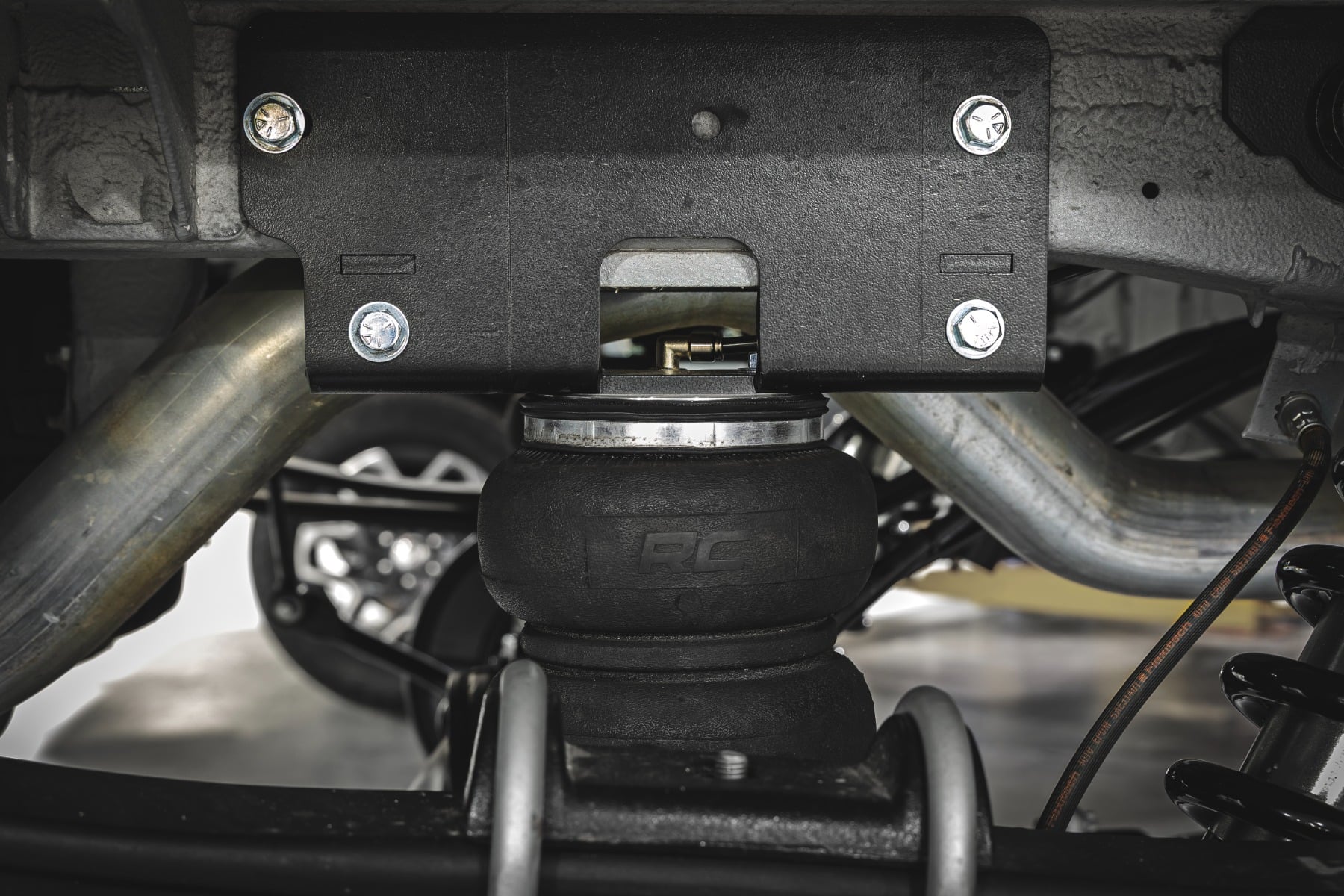 Air Spring Kit | Mercedes-Benz Sprinter 2500/Sprinter 3500XD  (2019-2026)