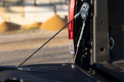 Tailgate Assist | Ford F-250/F-350 Super Duty 2WD/4WD (1999-2016)