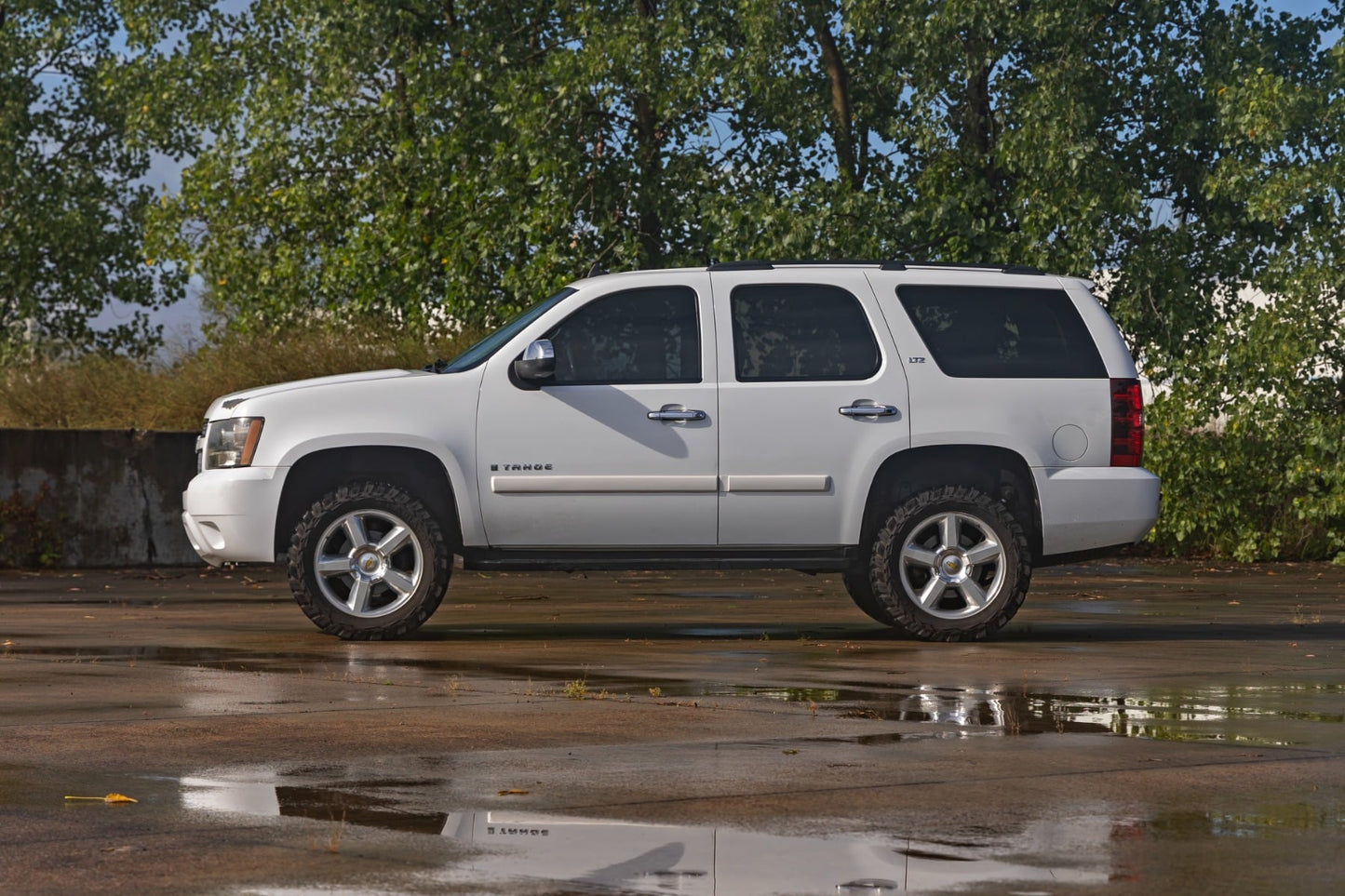 3.5 Inch Lift Kit | N3 Struts | Forged UCAs | Chevy/GMC SUV 1500 (07-20)