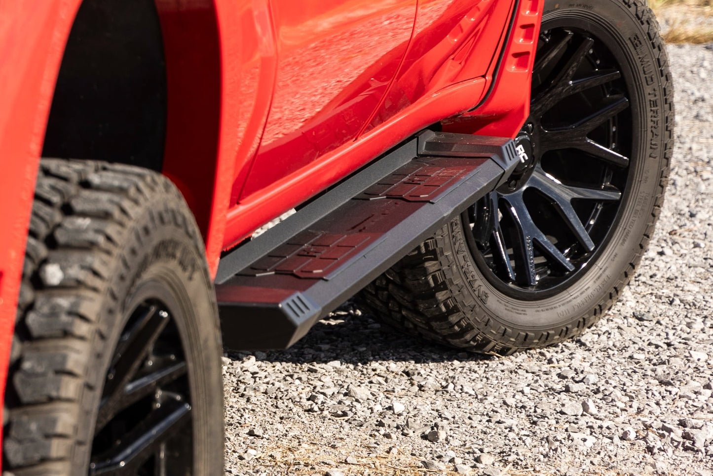 HD2 Aluminum Running Boards | Crew Cab | Chevy/GMC 1500/2500HD/3500HD (19-26)