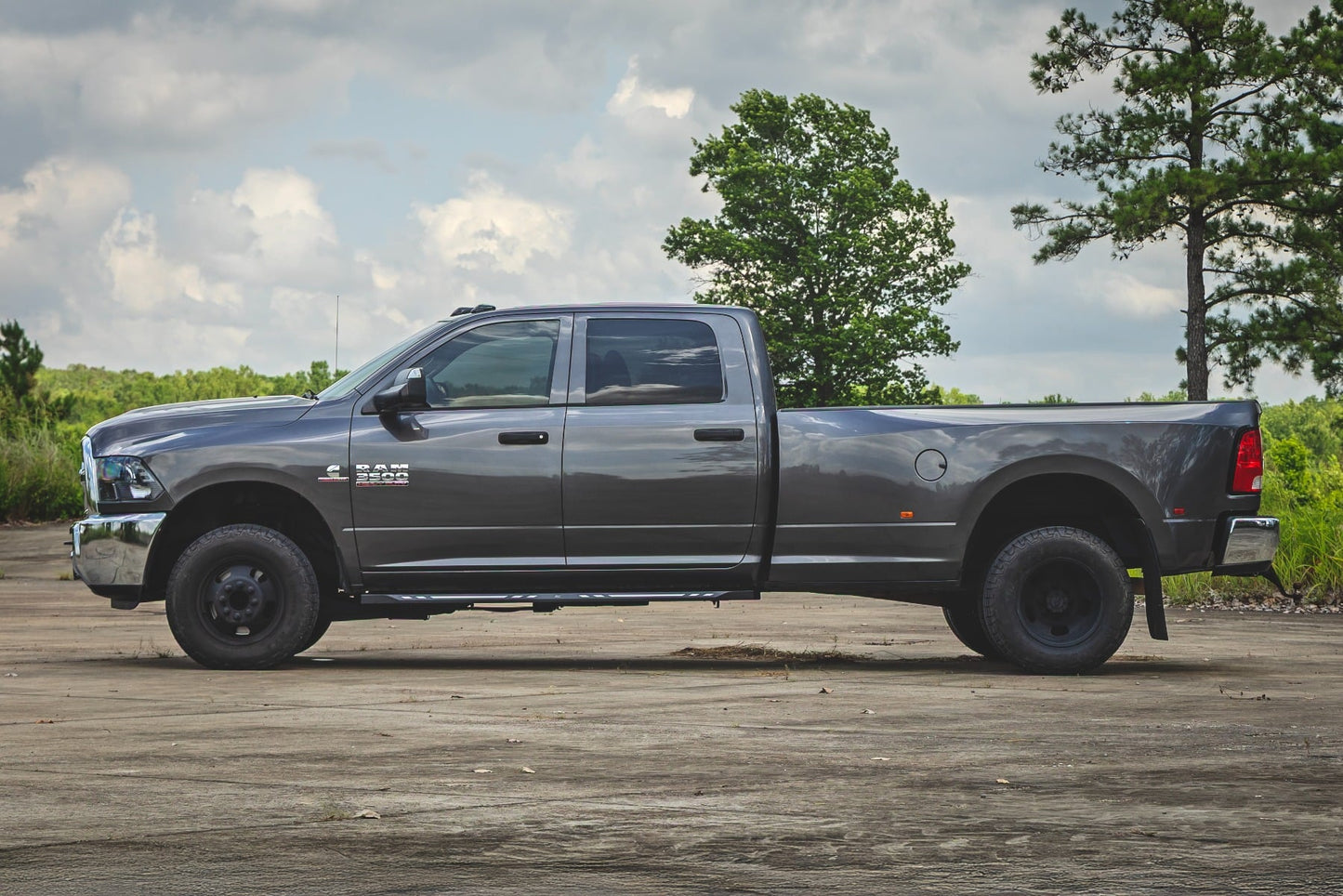 AC2 Running Boards | Amber/White | Crew Cab | Ram 1500/2500/3500 2WD/4WD (2010-2025 & Classic)