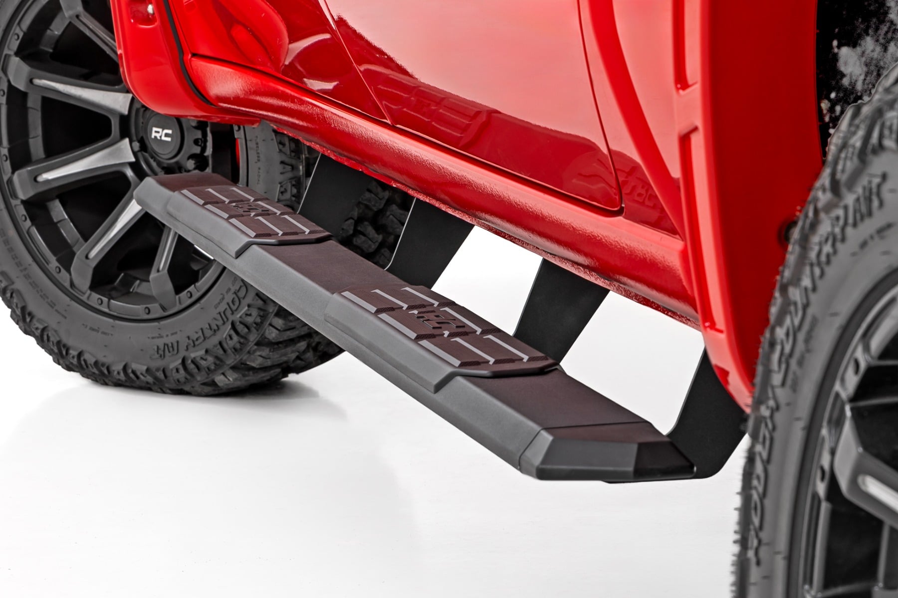 TR2 Running Boards | Chevy/GMC 1500/2500HD/3500HD (19-26)