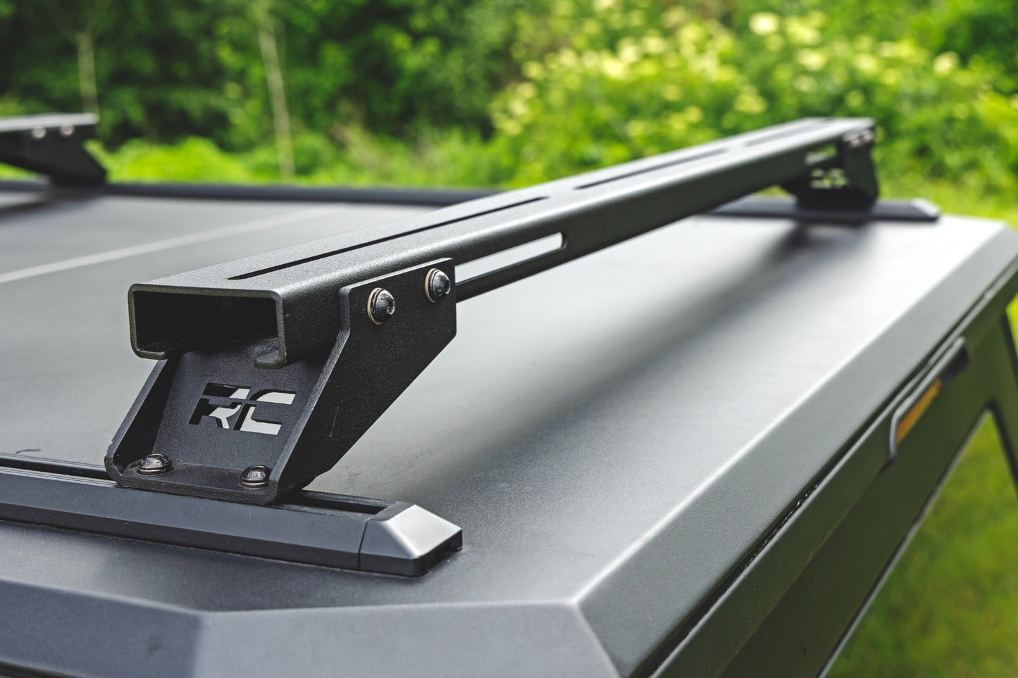 Adjustable Crossbars | Universal T-Slot | Bed Cap
