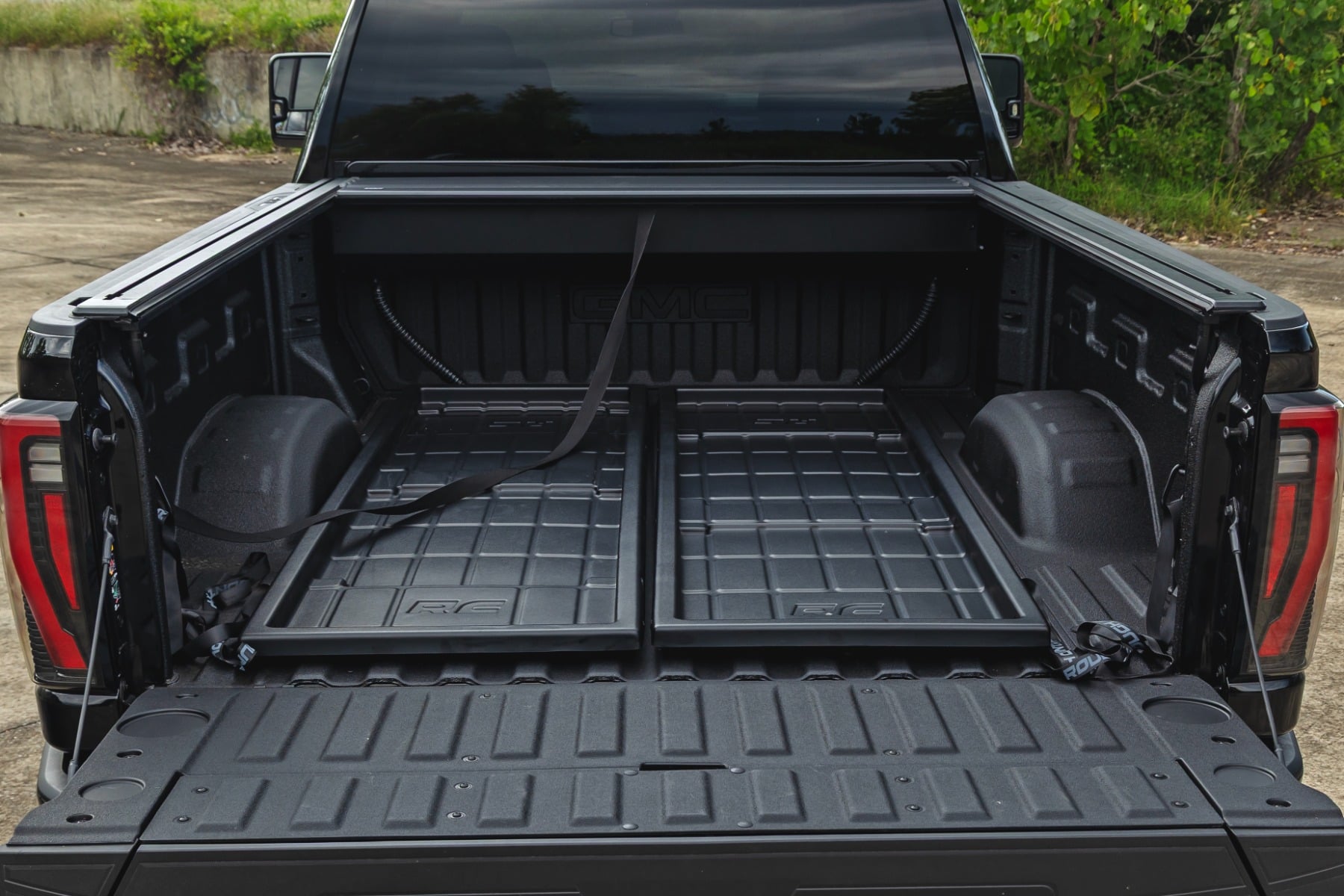 Slide-Out Truck Bed Cargo Trays | Fits 6'7"–6'10" Beds | Easy Tailgate Access
