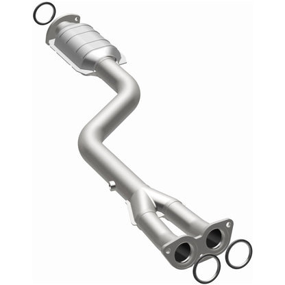 MagnaFlow Direct Fit Catalytic Converter 01-05 Lexus IS300 rear OEM