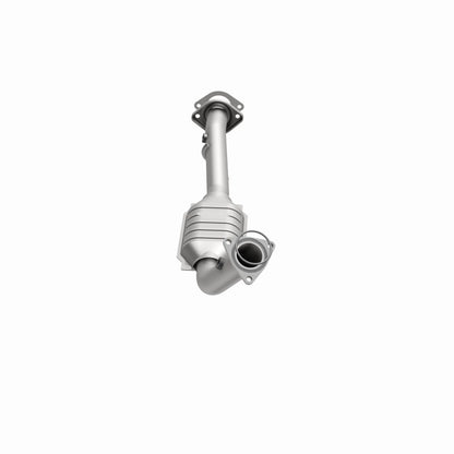 MagnaFlow Direct Fit Catalytic Conv 02-06 Cadillac Escalade / 02-06 GM Yukon (Inc Denali) 6.0L P/S