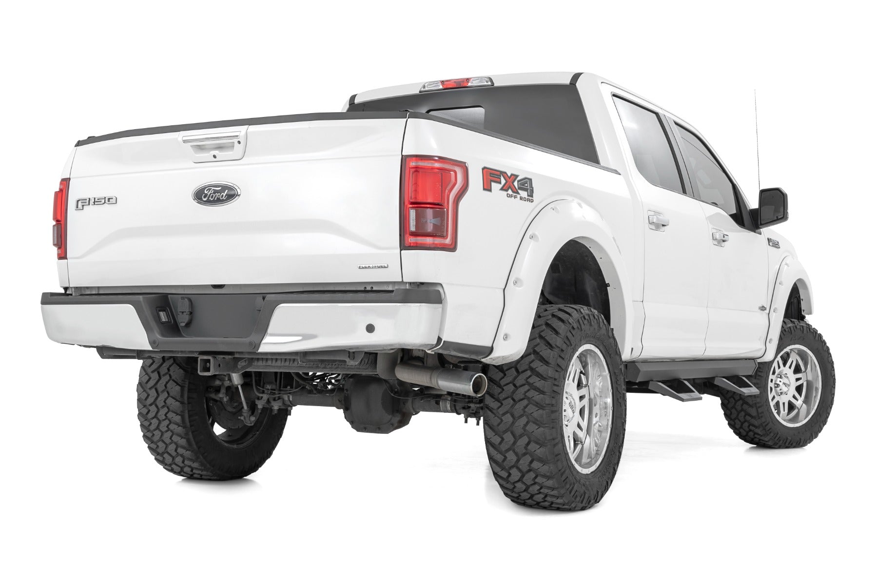 SRX2 Adj Aluminum Step | Crew Cab | Ford F-150/Lightning/F-250/F-350/Raptor (15-26)