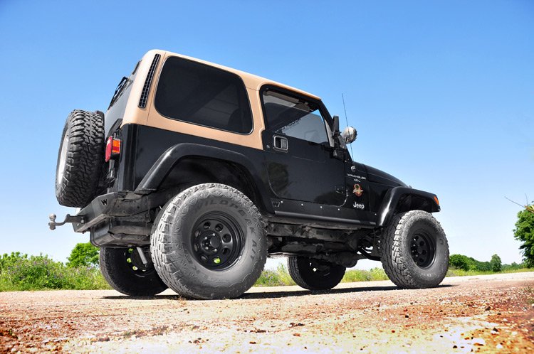jeep-lift-kit_906s-installed-2_2_1.jpg