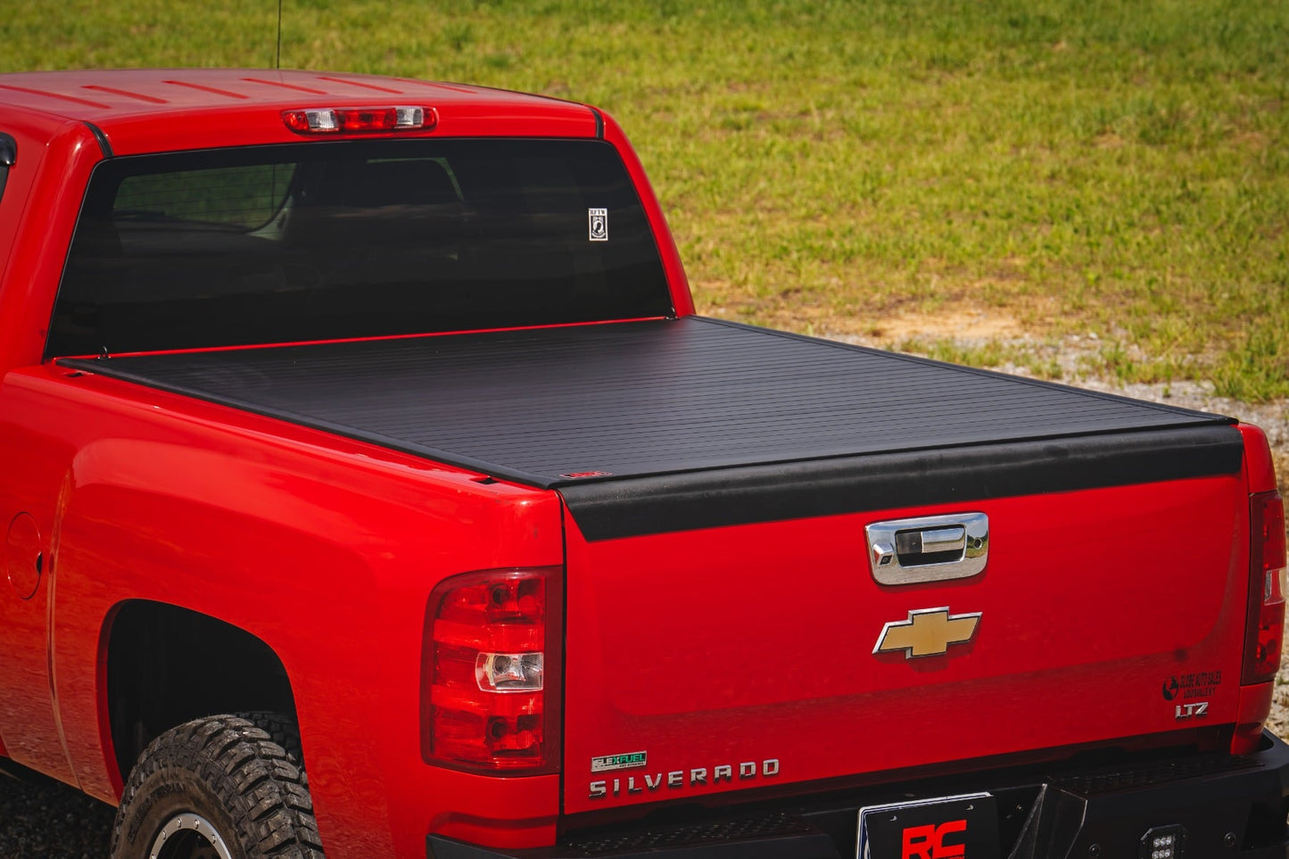 Hard Roll Up Bed Cover | 6'7" Bed | Chevy/GMC Sierra/Silverado 1500 (07-13)