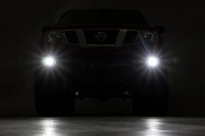 nissan-led-fog-light-kit-dark_1.jpg