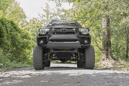 toyota-2013-tacoma-747-20-frontlow-outdoor_2_1_2.jpg