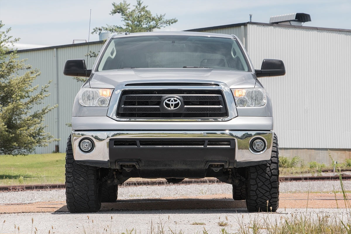 toyota-lift-kit_76720-silvertundra3_1_1_1_1_1_1.jpg